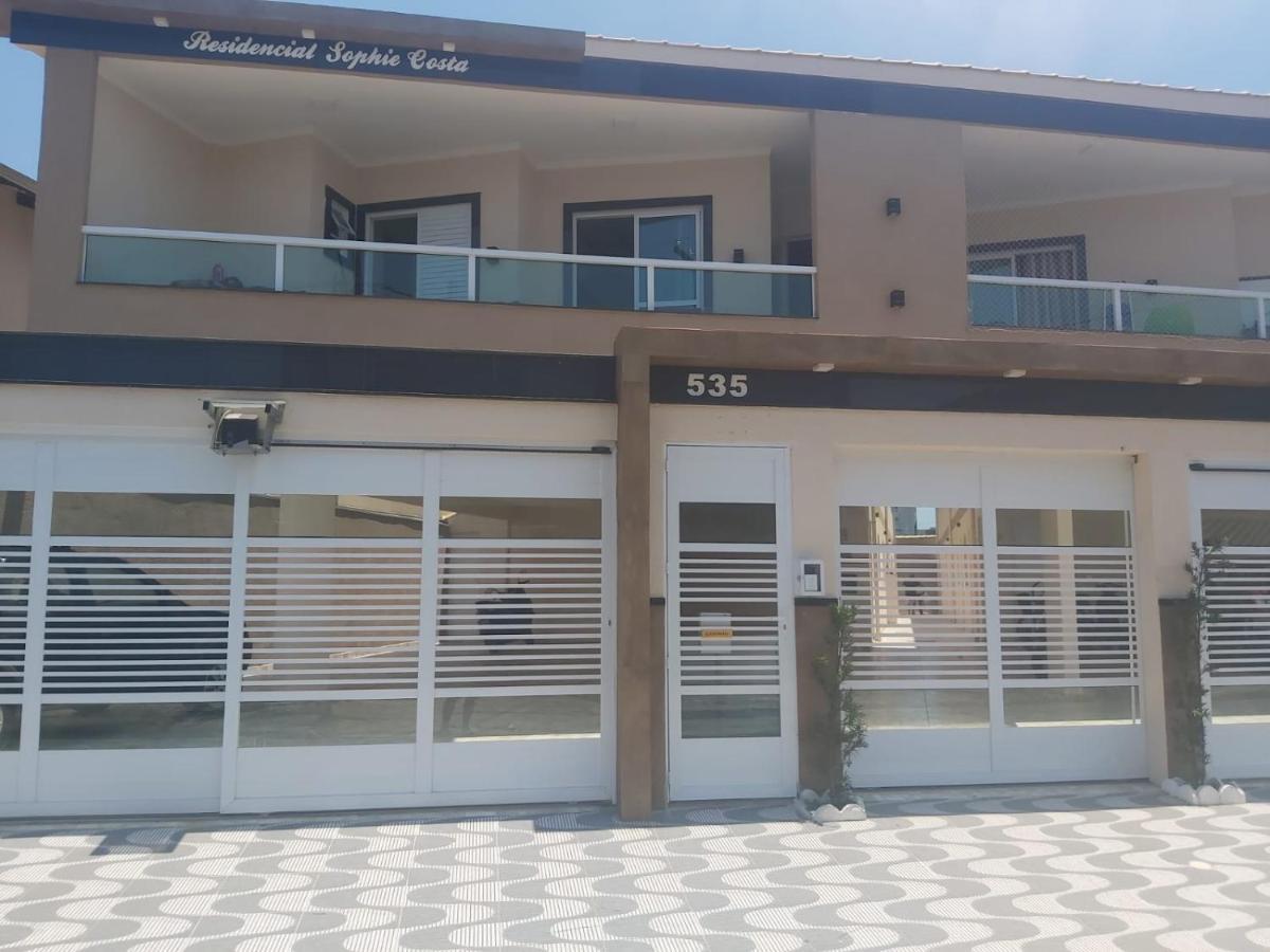 casa perto de praia e comércio ao lado Praia Grande (Santos) Exterior foto