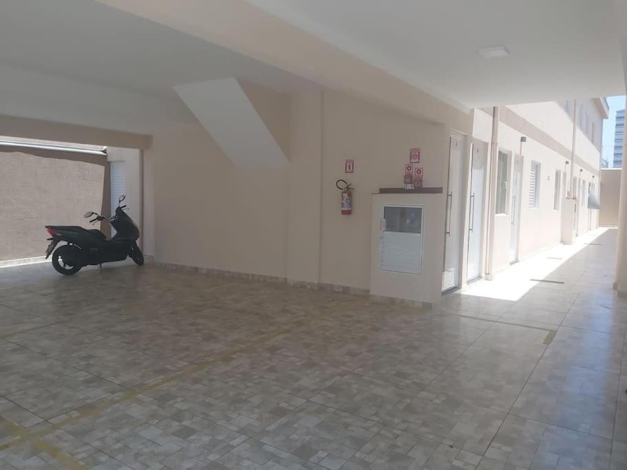 casa perto de praia e comércio ao lado Praia Grande (Santos) Exterior foto